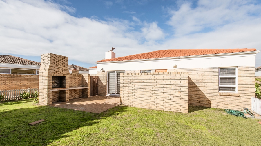 3 Bedroom Property for Sale in Protea Heights Western Cape
